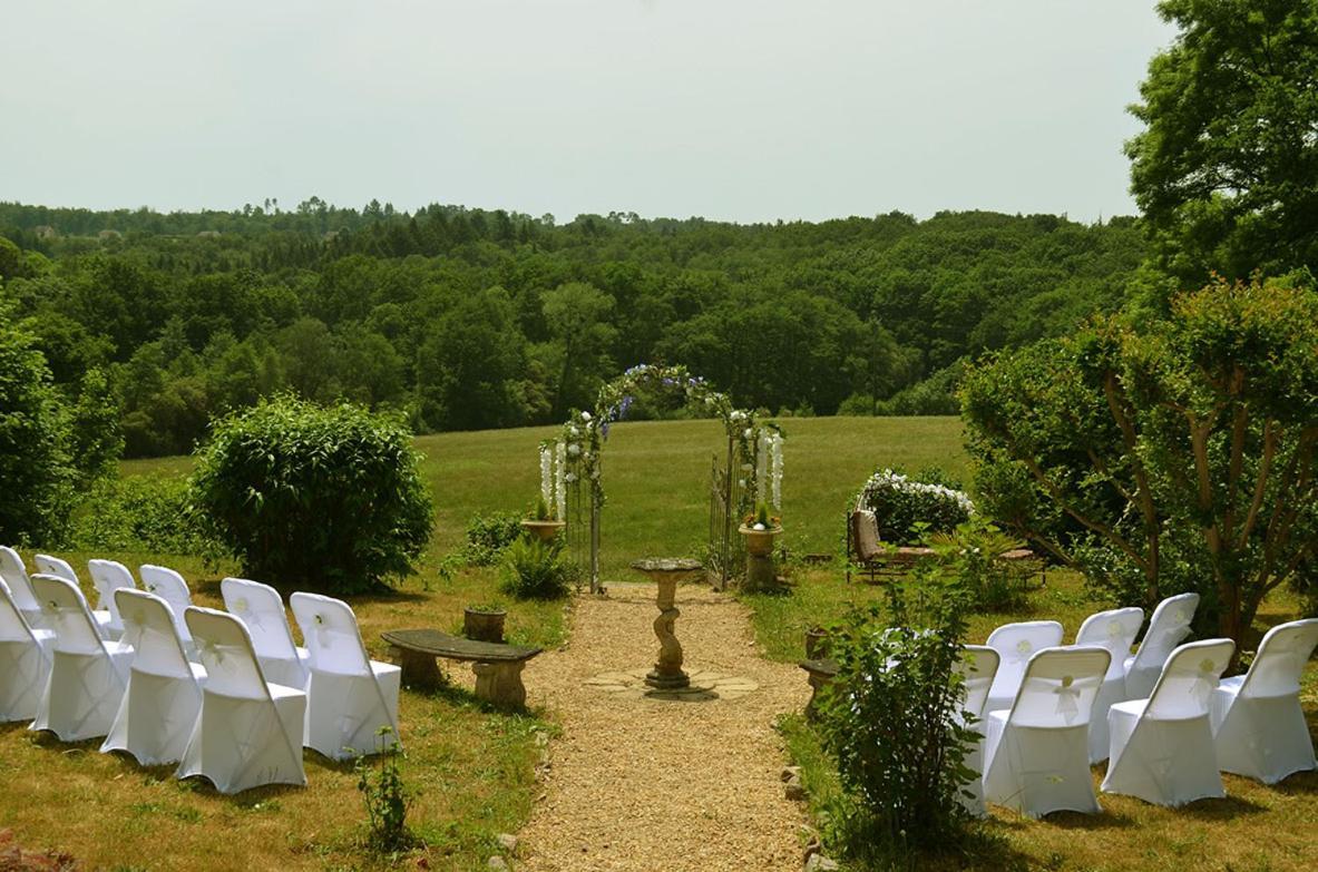 Chateau Gros Puy, Petit Chateau Chambre D'Hote Bed & Breakfast Abjat-sur-Bandiat Exterior photo