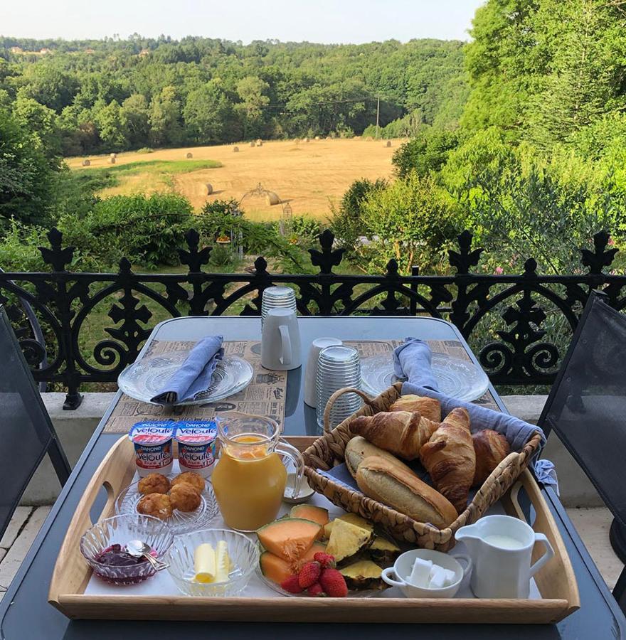 Chateau Gros Puy, Petit Chateau Chambre D'Hote Bed & Breakfast Abjat-sur-Bandiat Exterior photo